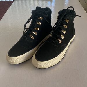 CONVERSE All Star Women’s Black Suede Leather Hi Tops Size 7